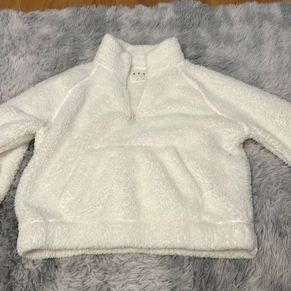 Aeropostale Medium Fluffy Quarter Zip Sweater w pockets